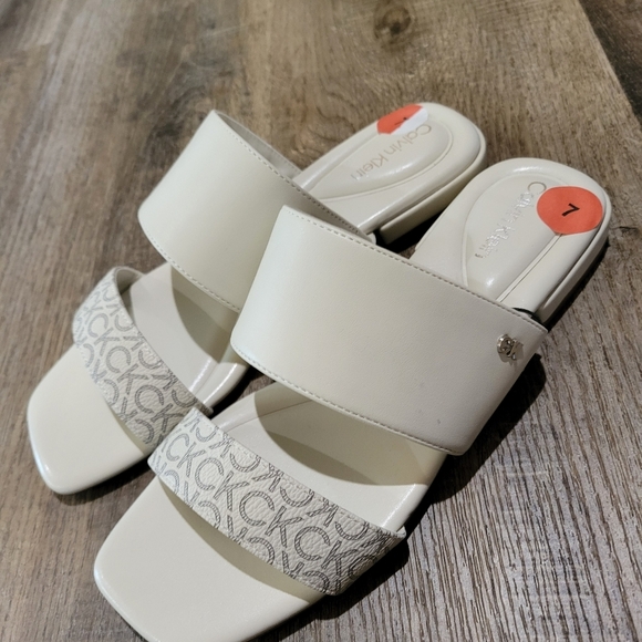 Calvin Klein Women's Cream Slide Sandals - Picture 7 of 9
